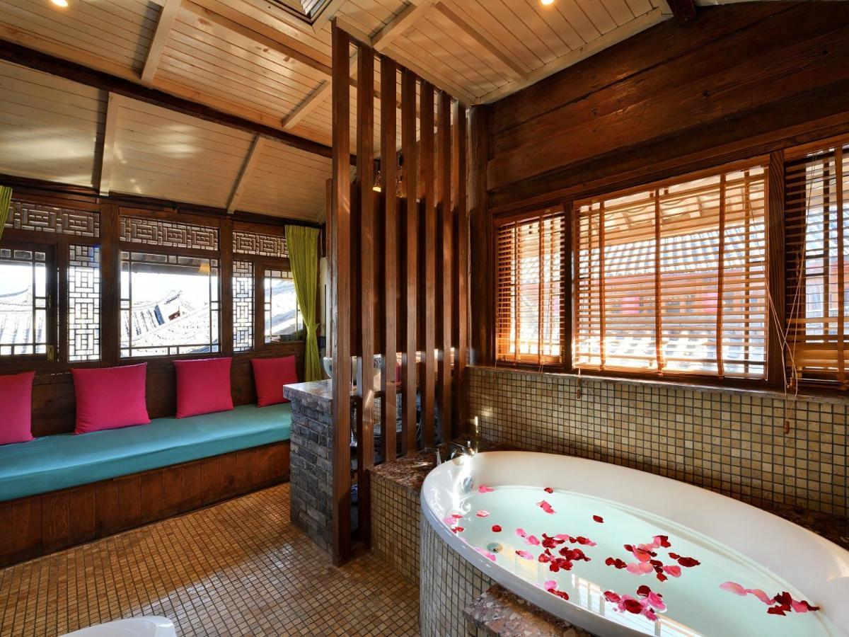 Blossom Hill Inn - Weavingland Lijiang  Exterior photo